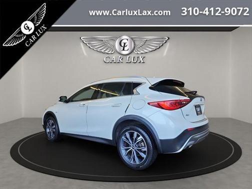 2017 infiniti qx30