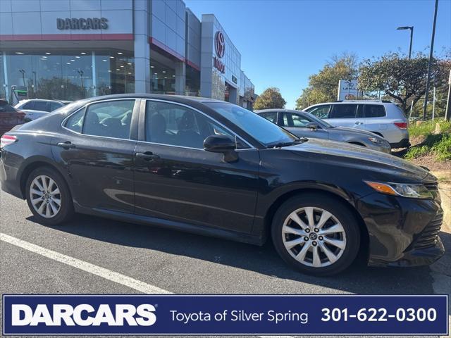 2018 toyota camry le