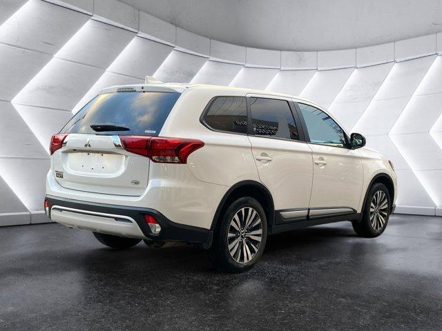2020 mitsubishi outlander