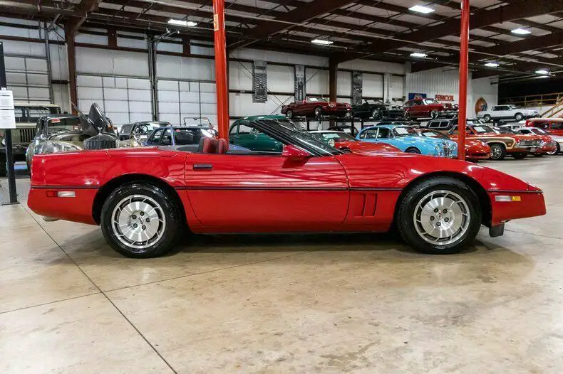 1986 chevrolet corvette 66035 miles bright red convertible 5.7l v8 automatic