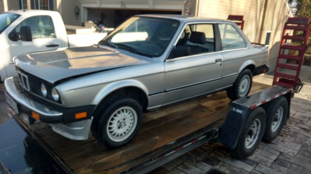 1985 325e 2 door roller chassis project race car