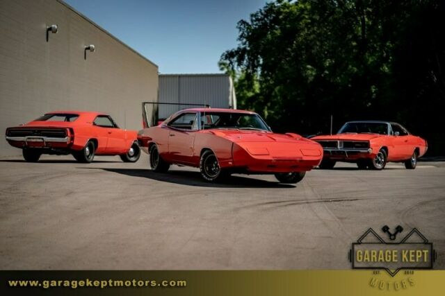 1969 dodge charger r/t se charger red coupe 440ci/375hp 4bbl hi-perf v8 18512 mi