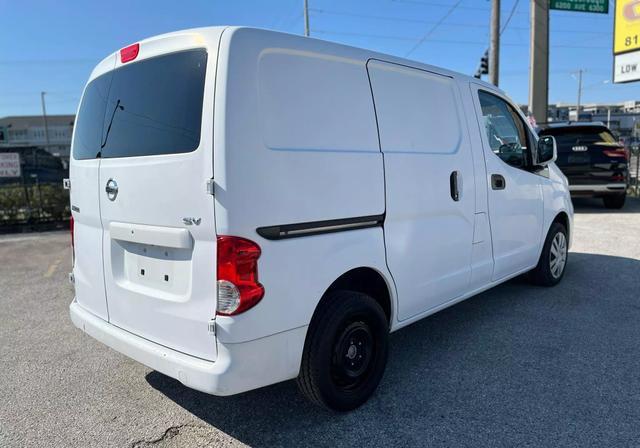 2018 nissan nv200 sv