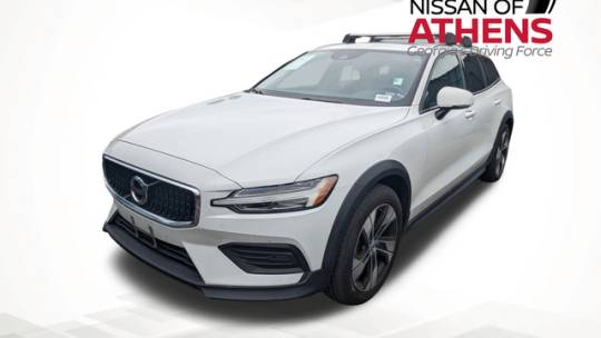 2020 volvo v60 cross country t5