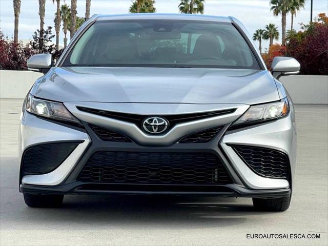 2023 toyota camry se