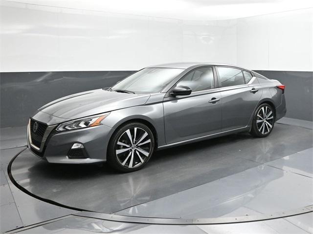 2022 nissan altima 2.5 sr