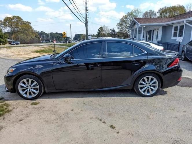 2015 lexus is base 4dr rear-wheel drive sedan in grayson, georgia