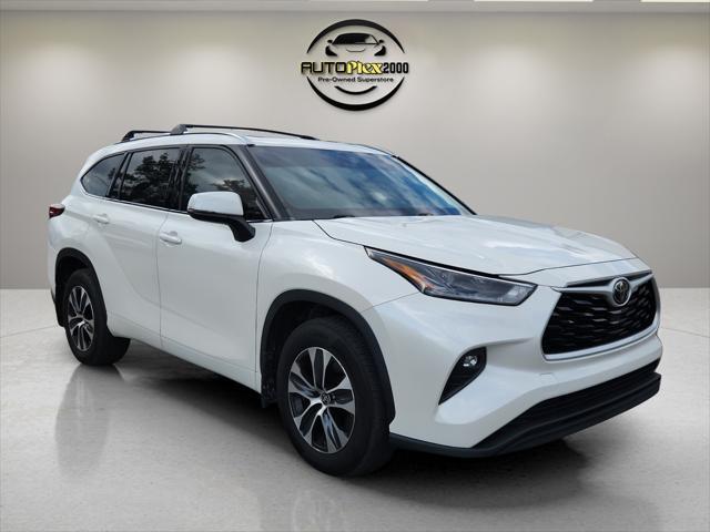 2021 toyota highlander xle