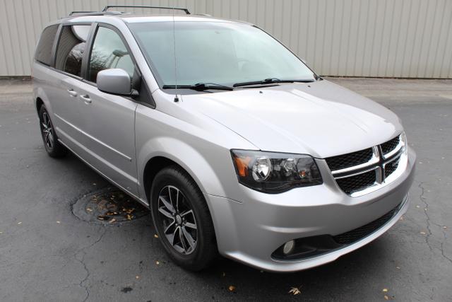 2017 dodge grand caravan in lansing, kansas