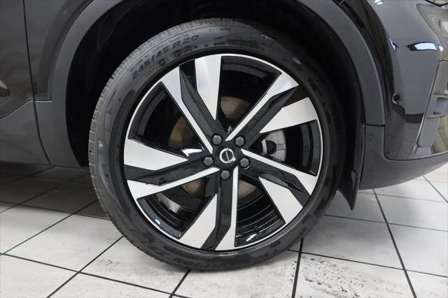 2023 volvo xc40 b5 ultimate bright theme