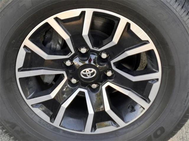 2021 toyota tacoma trd sport
