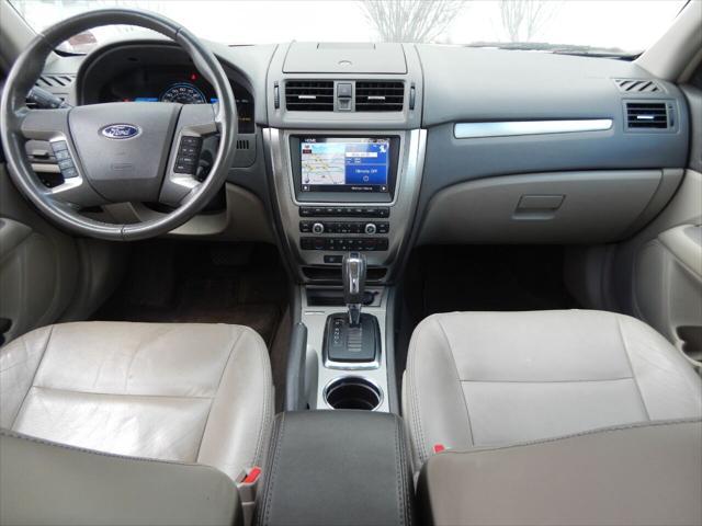 2011 ford fusion hybrid base