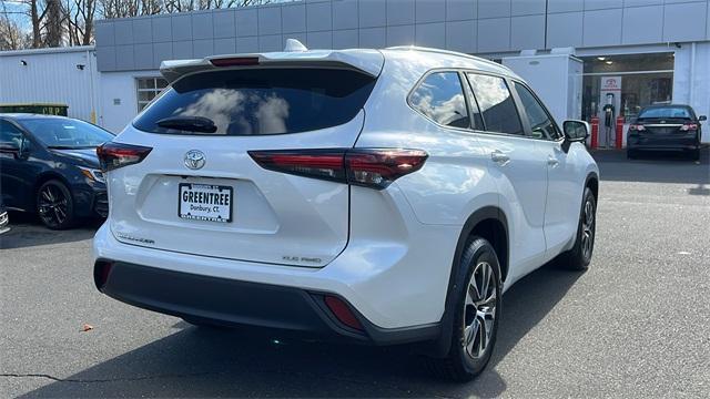 2024 toyota highlander xle