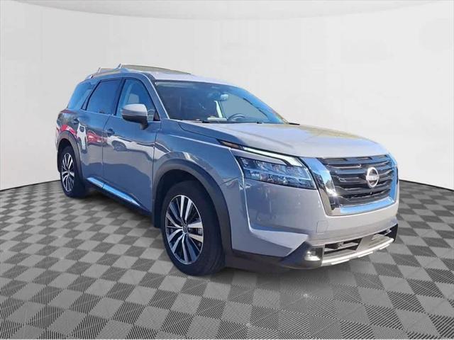 2022 nissan pathfinder platinum