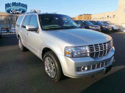 2012 lincoln navigator base 4x4 base 4dr suv for sale in norwalk, connecticut