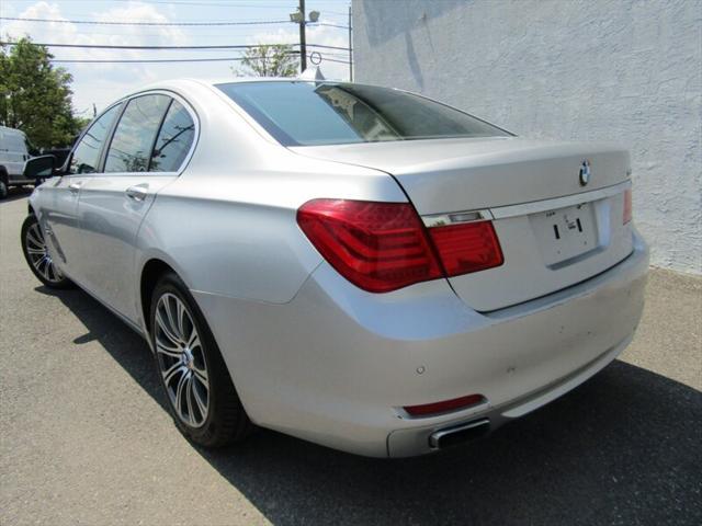 2011 bmw 750 i xdrive