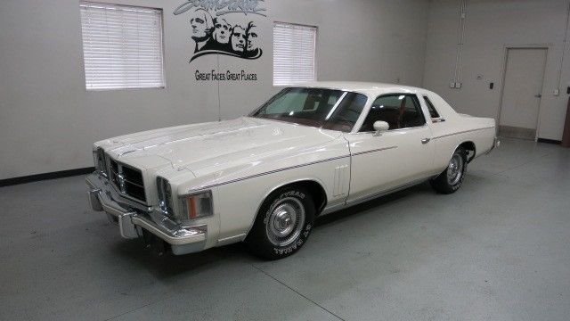 rare !!..1979 chrysler cordoba "300" 2 dr.specialty hardtop in "spinnaker white"