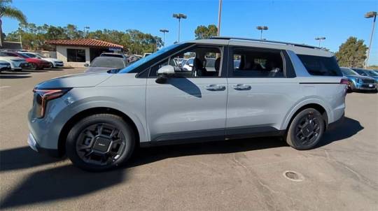 2025 Kia Carnival