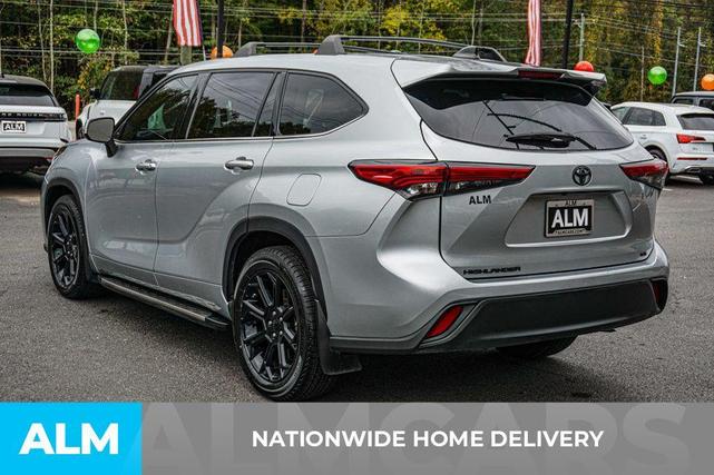 2022 toyota highlander le