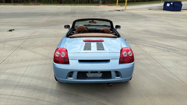 2003 toyota mr2