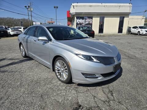 2014 lincoln mkz base
