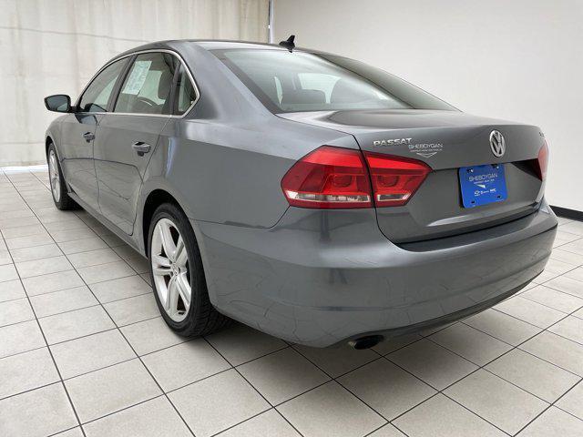2014 volkswagen passat 1.8t auto se w/sunroof & nav