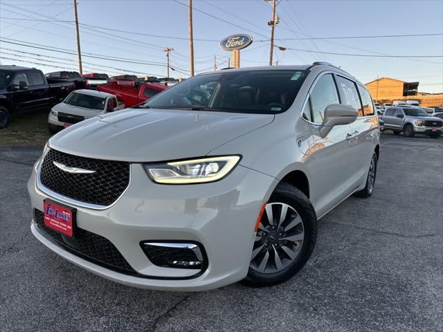 2021 chrysler pacifica hybrid touring l