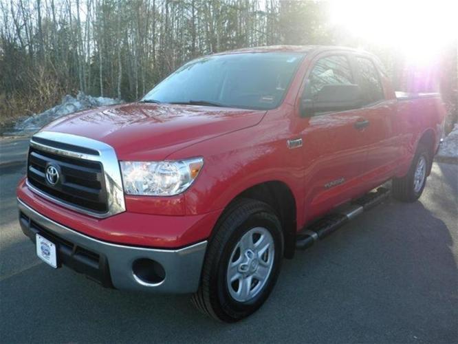 2011 toyota tundra grade 4x4 grade 4dr double cab pickup sb (5.7l v8 for sale in arundel, maine