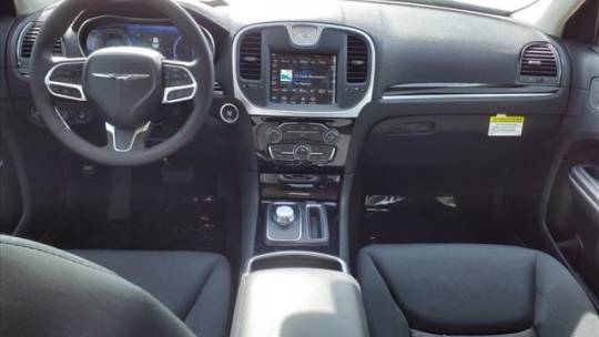 2023 Chrysler 300