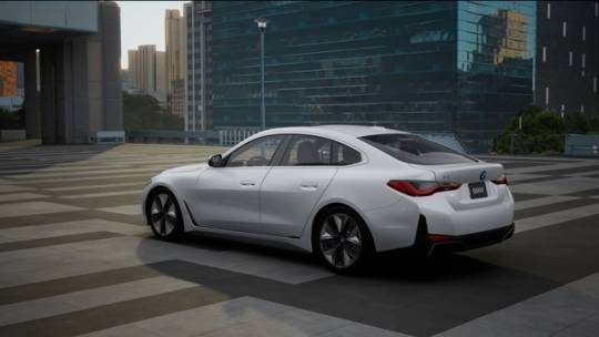 2025 BMW i4
