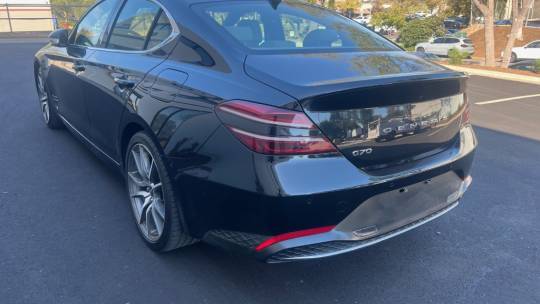 2022 Genesis G70
