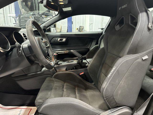 2016 ford shelby gt350 base