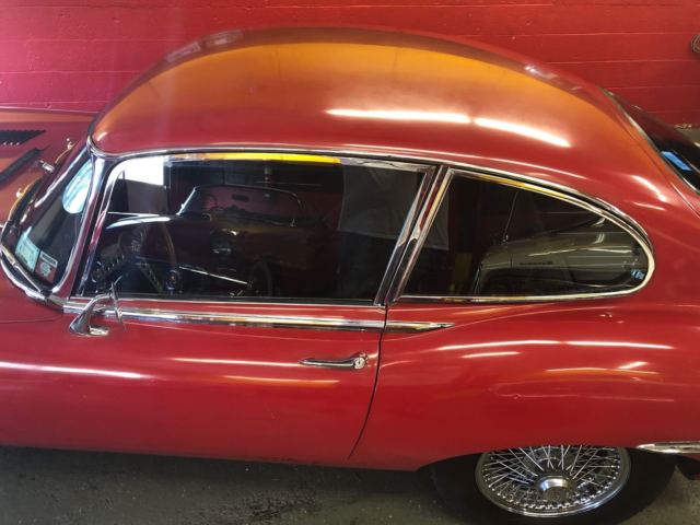 one of one very well preserved 1968 jaguar etype ! no reserve !!!