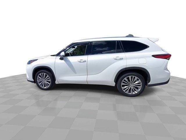 2021 toyota highlander platinum