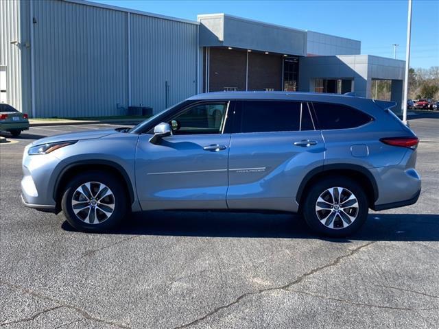2021 toyota highlander xle