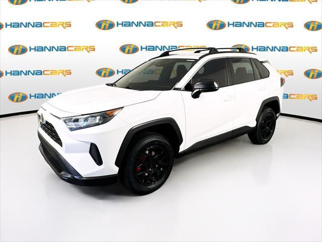 2020 toyota rav4 le