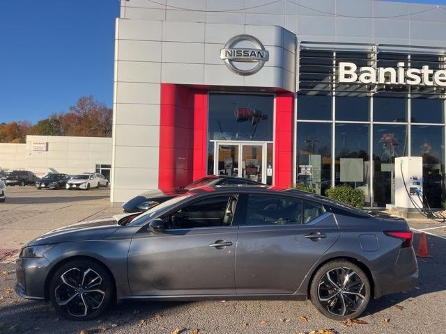 2023 nissan altima 2.5 sr