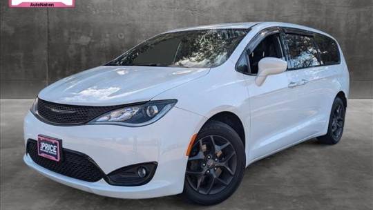 2019 chrysler pacifica touring plus
