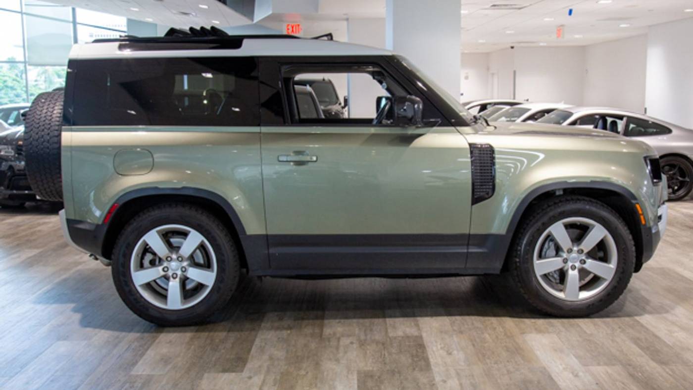 2021 land rover defender 90 first edition