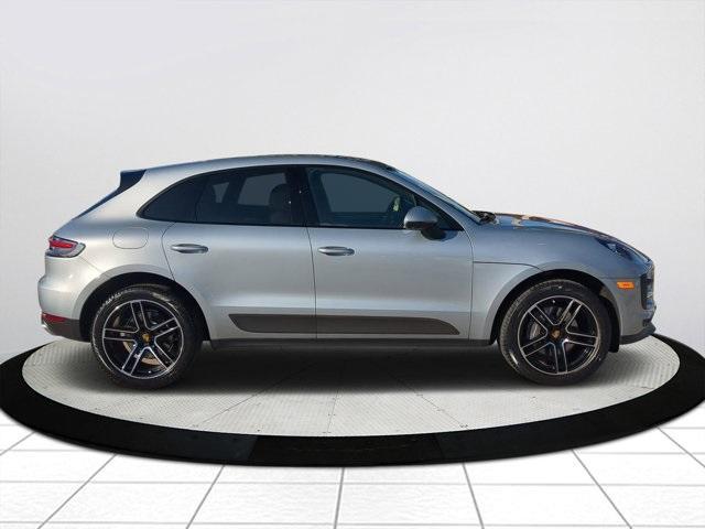 2021 porsche macan base