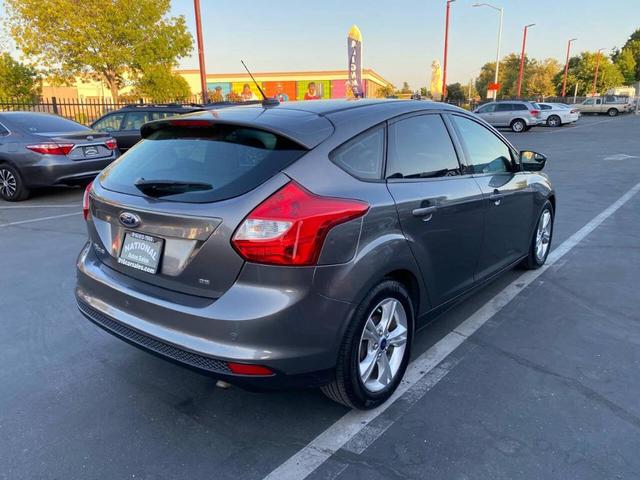 2014 ford focus se