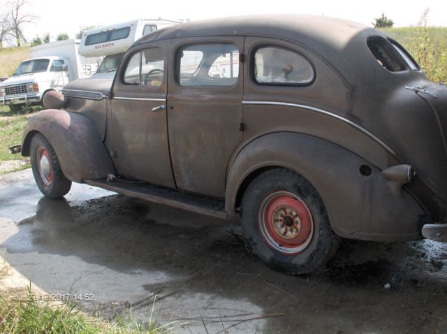 1937 chrysler
