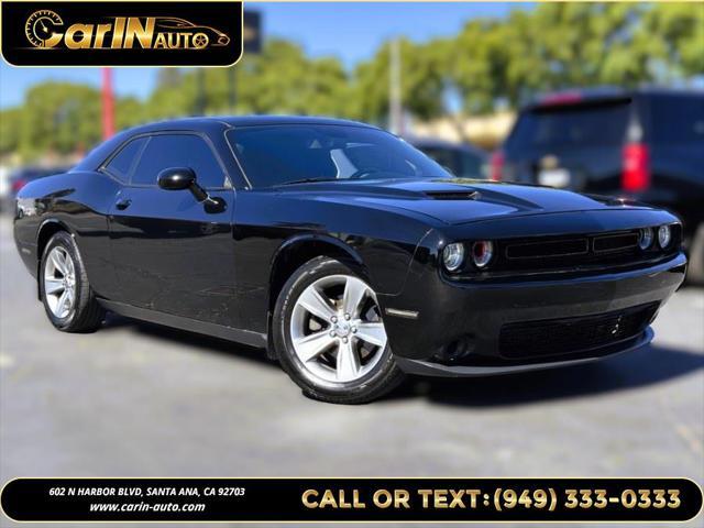 2018 dodge challenger sxt