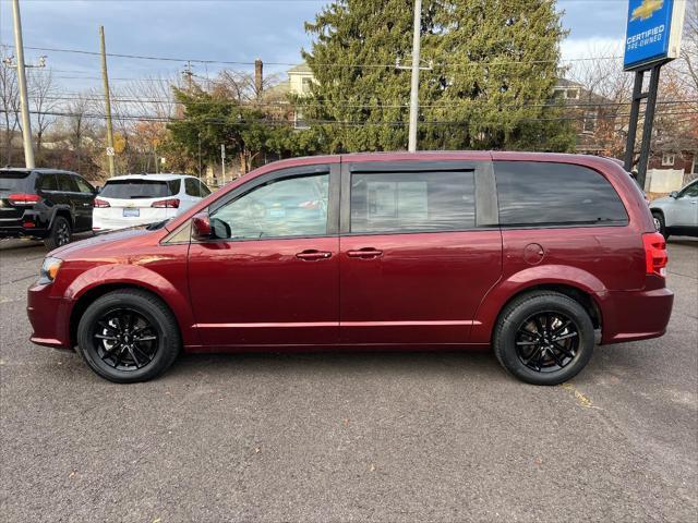 2019 dodge grand caravan gt