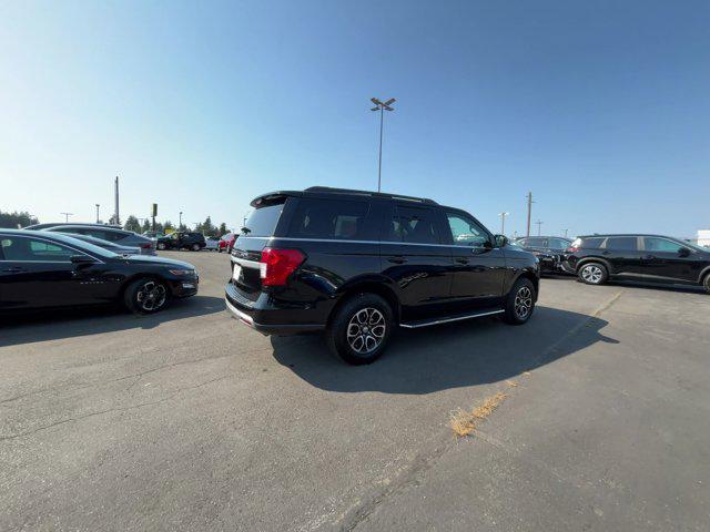 2023 ford expedition xlt