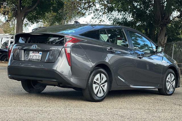 2016 toyota prius four