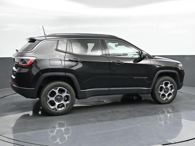 2022 jeep compass trailhawk