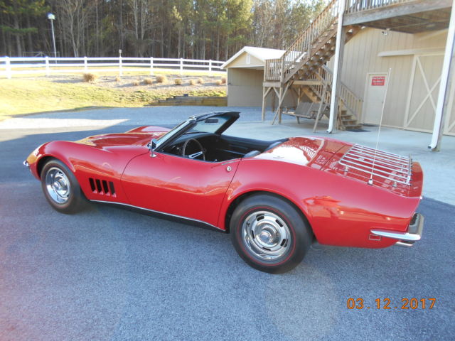 1968 totally restored, matching numbers, l79 , corvette convertible