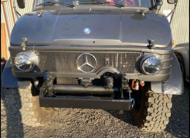 mercedes-benz unimog 406