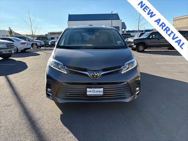 2019 toyota sienna xle